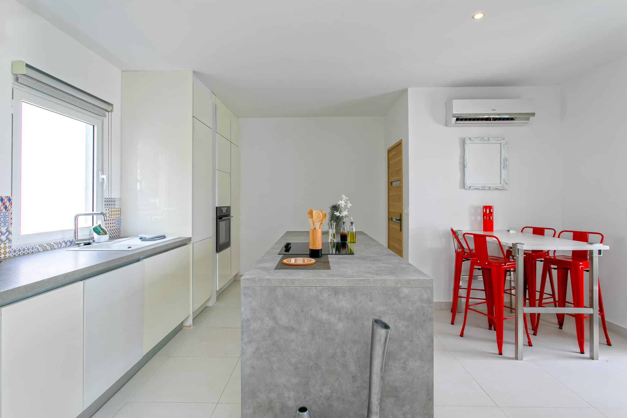 Horizon Living Room 1